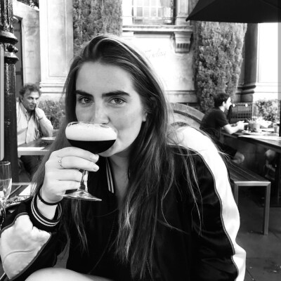 Laura zoekt een Kamer / Woonboot in Utrecht